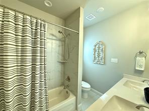 1021 Churchill Lane - Photo 22