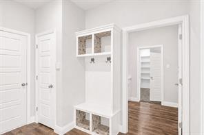 1045 Churchill Lane - Photo 25