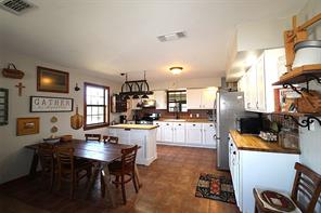 4776 NE County Road 2120 Road - Photo 8