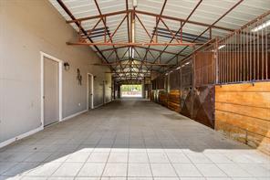990 Doss Road - Photo 32