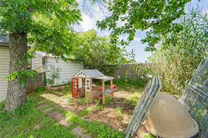 1404 W Walker Street - Photo 33