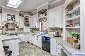 221 Hart Court - Photo 7