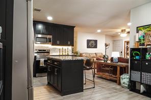 341 Christie Avenue - Photo 10