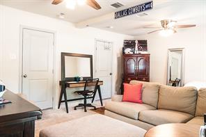 341 Christie Avenue - Photo 18