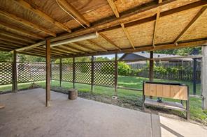 401 Langley Avenue - Photo 18