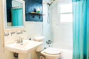 325 NW Avenue I - Photo 15