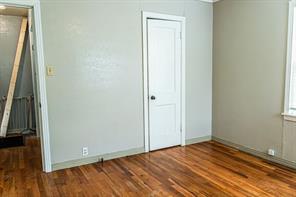 325 NW Avenue I - Photo 19