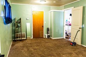 325 NW Avenue I - Photo 28