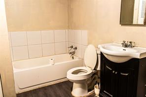325 NW Avenue I - Photo 35