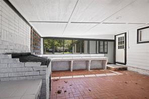 700 W Broadway Street - Photo 34