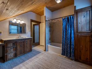 4240 County Road 2107 - Photo 21
