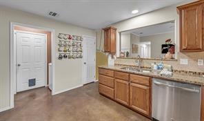 213 Woodlands Boulevard - Photo 12