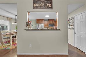 213 Woodlands Boulevard - Photo 8