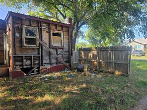 1100 E Walker Street - Photo 5