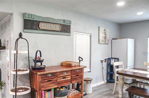 941 Central Street - Photo 3