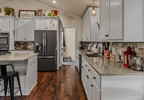 103 Fm 1571 - Photo 11