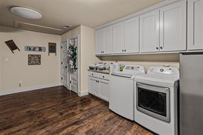 103 Fm 1571 - Photo 22