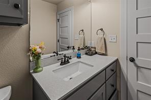 103 Fm 1571 - Photo 30