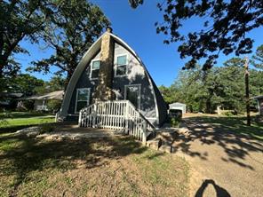 315 Highlander Heights