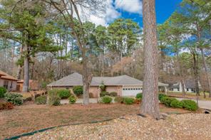 1633 Brookhollow Drive - Photo 2