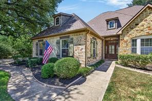 1400 Lewis Drive - Photo 2