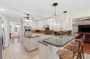 128 Oakwood Court - Photo 10