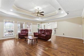 128 Oakwood Court - Photo 18