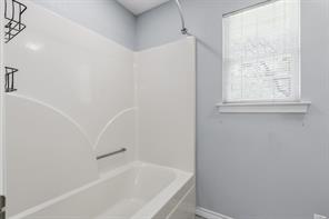 128 Oakwood Court - Photo 26