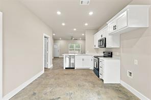 329 HCR 1345 - Photo 14