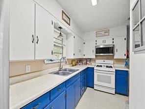 2045 County Road 113 - Photo 6