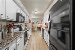304 E Hideaway Lane - Photo 16
