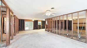 1027 Highway 377 N - Photo 5