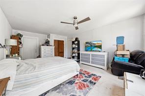 210 S Corporation Street - Photo 15