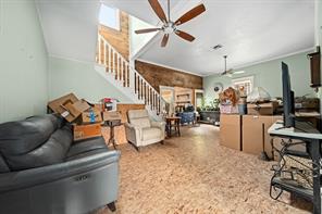 210 S Corporation Street - Photo 6