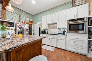 210 S Corporation Street - Photo 9