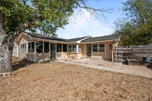 1011 E Connell Street - Photo 25