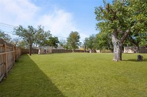 1011 E Connell Street - Photo 27