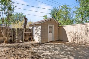 1011 E Connell Street - Photo 29