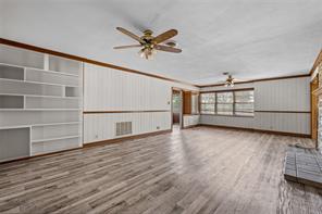 1011 E Connell Street - Photo 6