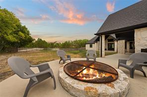 240 Royals Ranch Road - Photo 2
