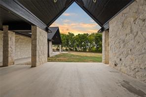 240 Royals Ranch Road - Photo 4
