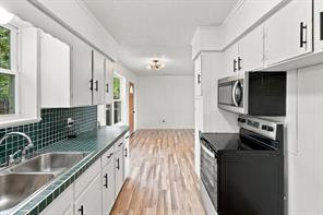 3215 FM 2495 - Photo 11