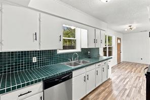 3215 FM 2495 - Photo 12
