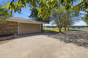 3215 FM 2495 - Photo 34