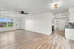 3215 FM 2495 - Photo 5