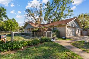 400 S 8th Avenue - Photo 2