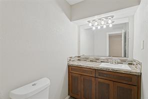 321 Christie Avenue - Photo 10