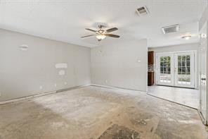 321 Christie Avenue - Photo 6