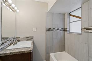 321 Christie Avenue - Photo 8
