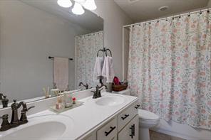 289 Hawthorn Drive - Photo 17